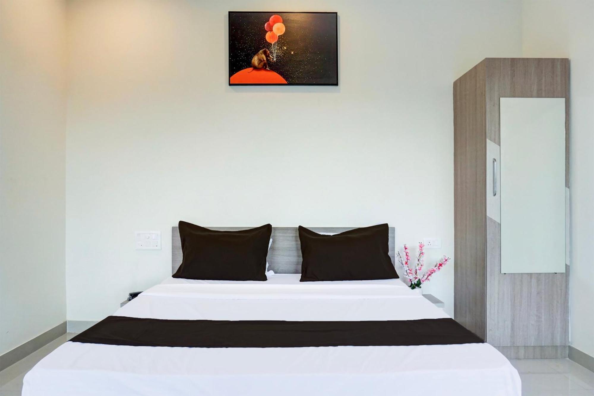 Hotel O Atithi Executive Meribel Village Luaran gambar